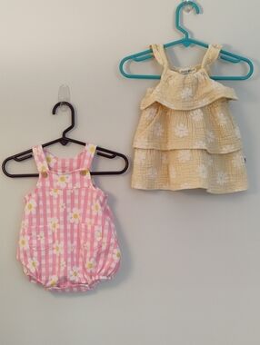 Baby Girl Daisy Pink Gingham Bubble Romper & Soft Yellow Daisy Layer Dress 3-6m